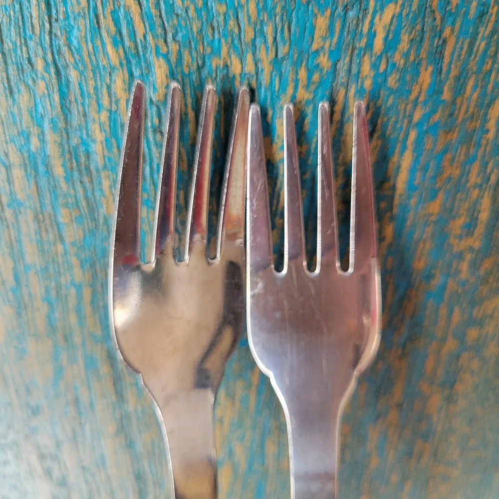 Fiesta Pearl Gray Flatware ~ Knife & 2 Small Forks ~ Retired Swirl ~ Post 86